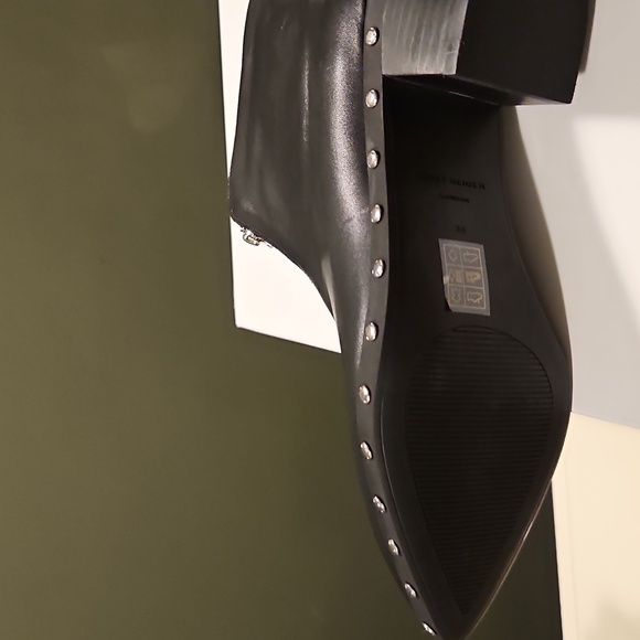 KURT GEIGER LONDON STUDDED BOOTIES - Picture 6 of 6